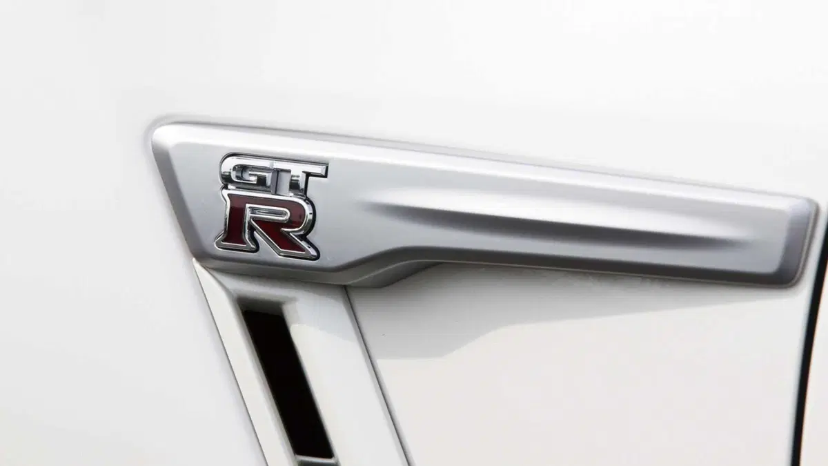 Nissan GT-R (2008-22) (16)