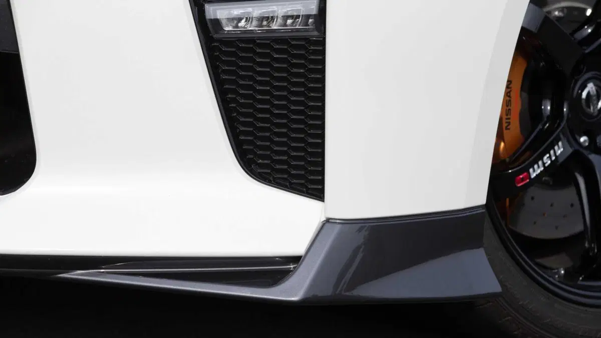 Nissan GT-R (2008-22) (14)