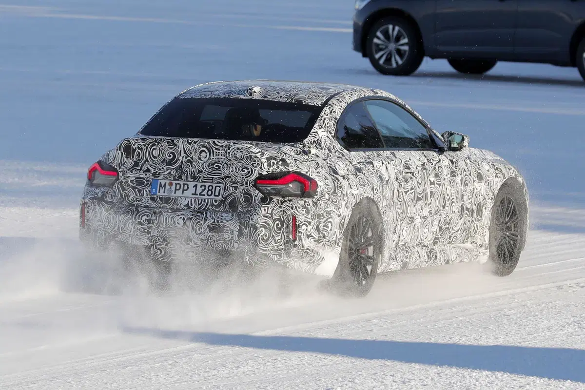 BMW M2 CS, ecco il prototipo della futura serie limitata [Foto Spia] (6)