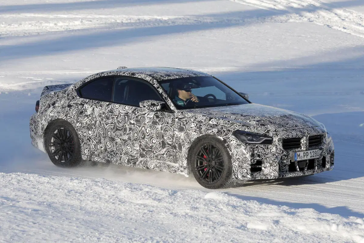 BMW M2 CS, ecco il prototipo della futura serie limitata [Foto Spia] (8)