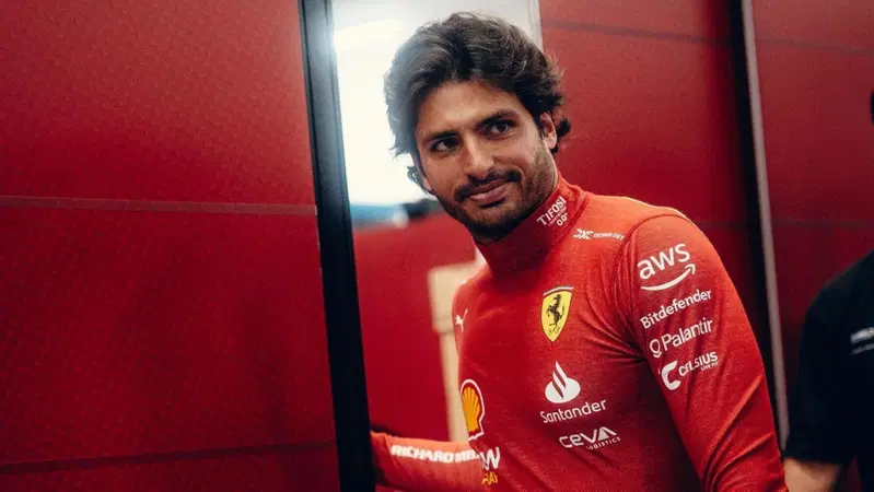 F1: Ferrari, Carlos Sainz ha l'appendicite e salta il GP dell'Arabia Saudita. Al suo posto Oliver Bearman