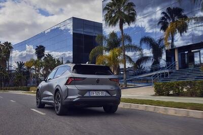 Renault SCENIC e-tech 2024 da 625 km e tecnologia Android [VIDEO]