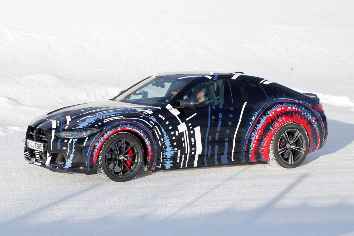 BMW i4 M, l’elettrica avrà 1.200 Cv e quattro motori [Foto Spia] (11)