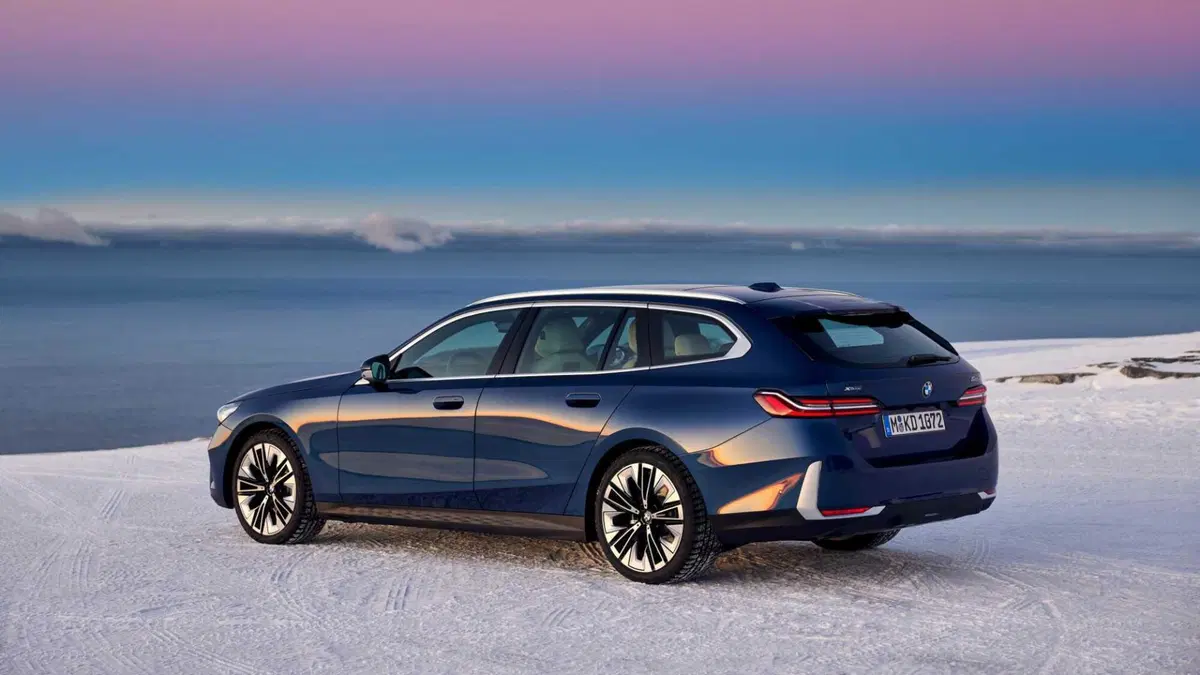 BMW Serie 5 Touring 520d  48V xdrive Special Edition auto (6)