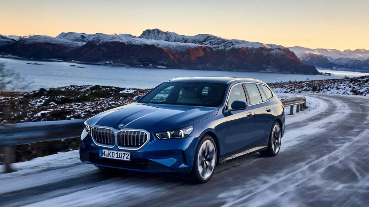 BMW Serie 5 Touring 520d  48V xdrive Special Edition auto (2)