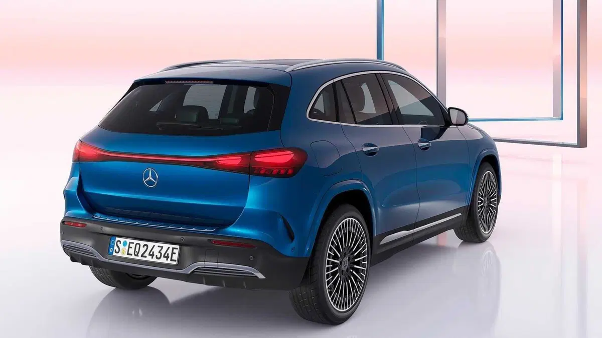 Mercedes-Benz EQA (3)