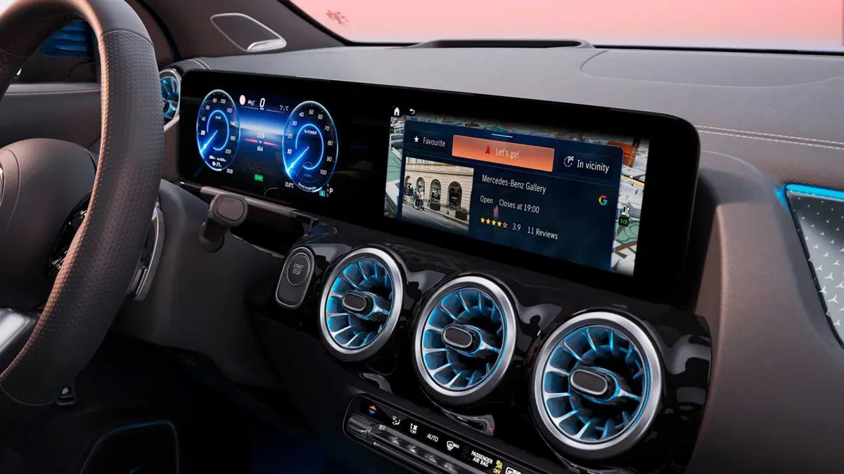 Mercedes-Benz EQA (13)