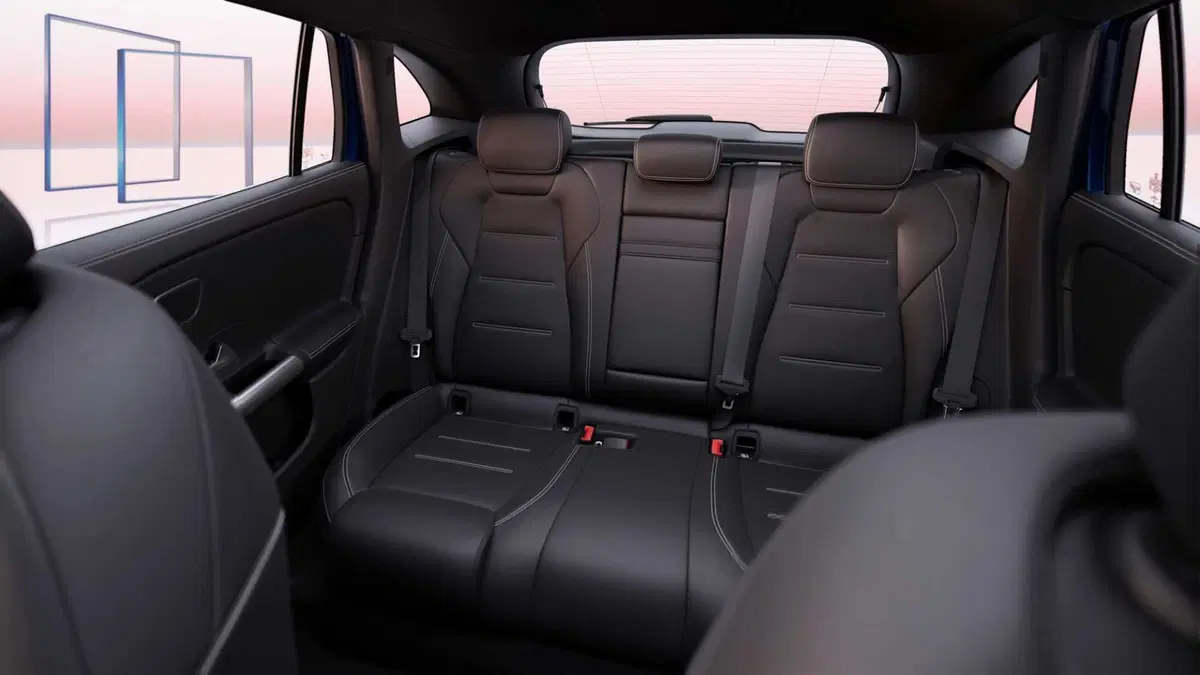 Mercedes-Benz EQA (11)
