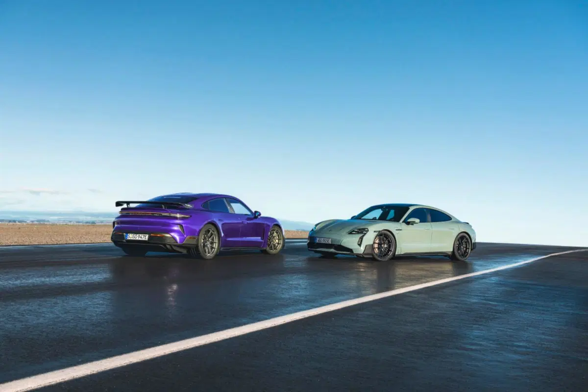Porsche Taycan Turbo S: è la più potente di sempre, 0-100 in 2,2 secondi (6)