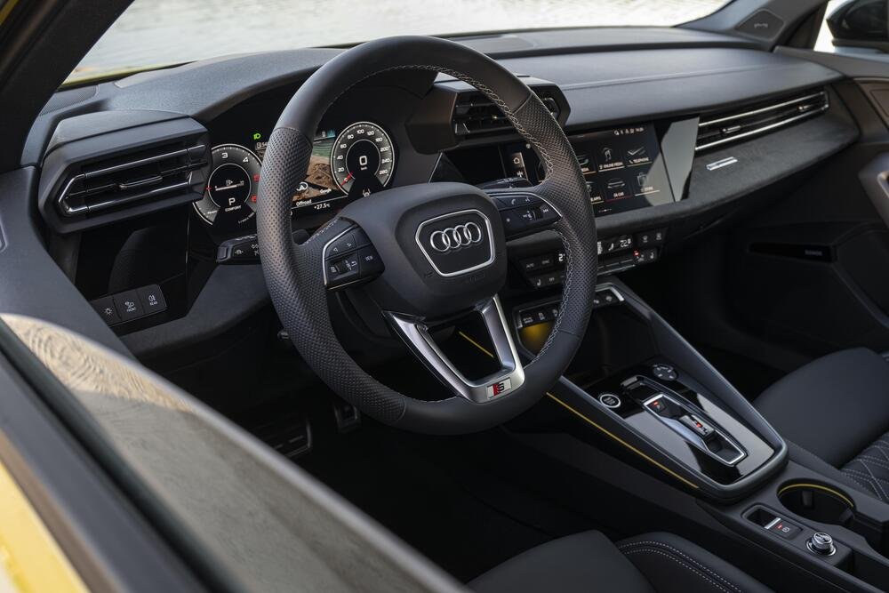 Audi A3 allstreet: gli interni
