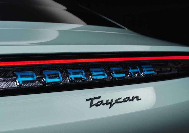 Porsche Taycan (2019-->>) (9)