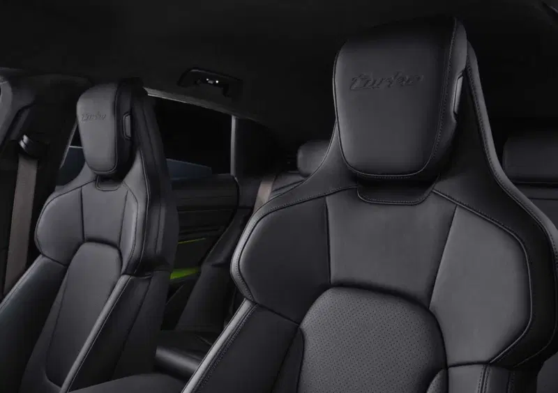 Porsche Taycan Cross Turismo (6)