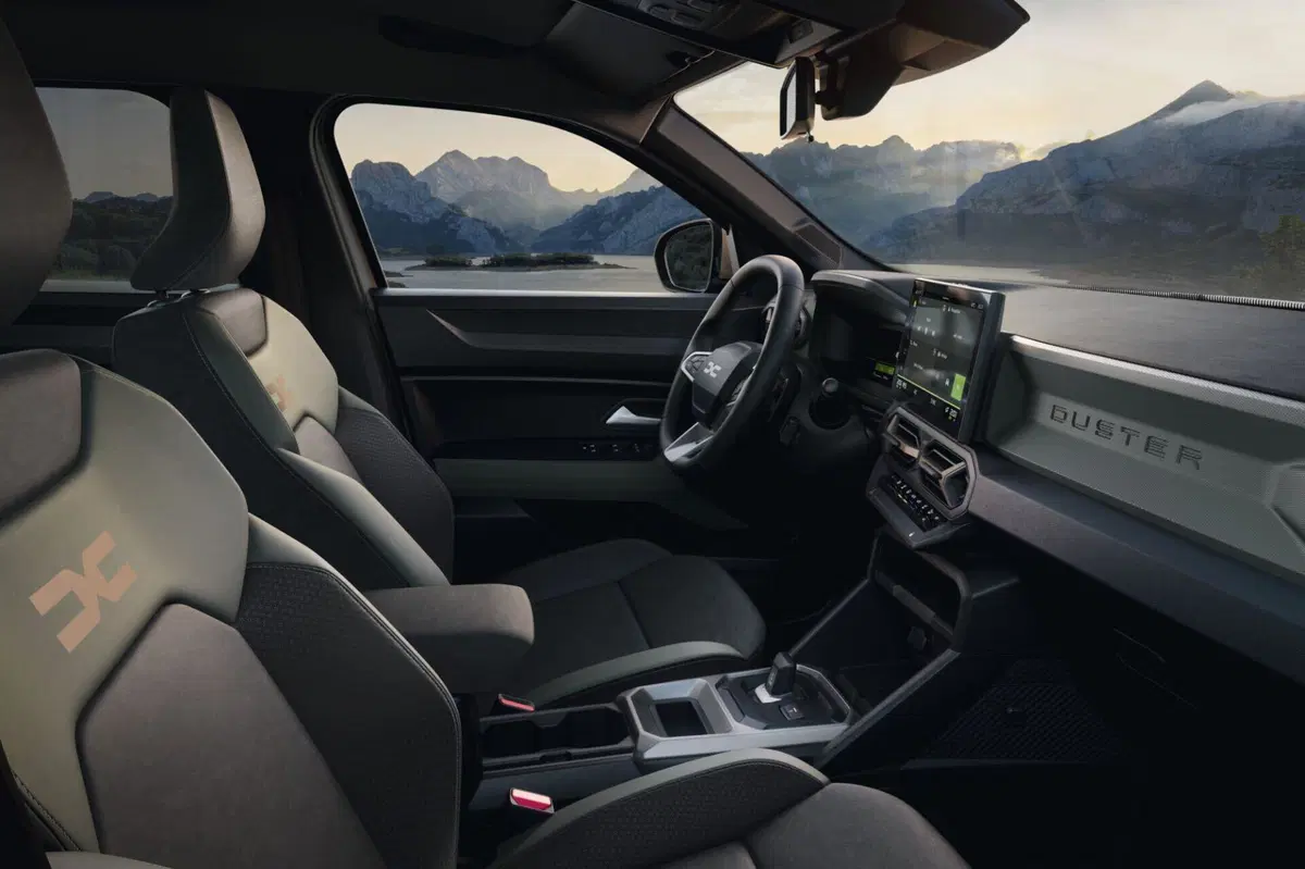 Dacia Duster 2024: aprono gli ordini da 19.700 euro (7)
