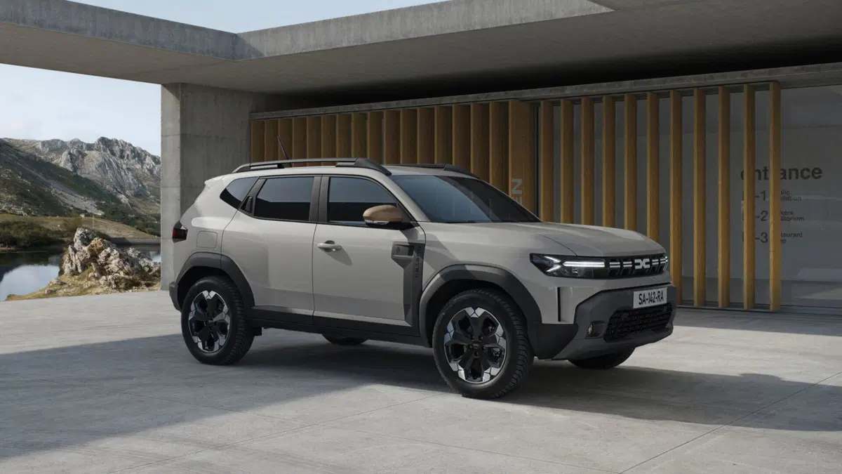 Dacia Duster 2024: aprono gli ordini da 19.700 euro (8)