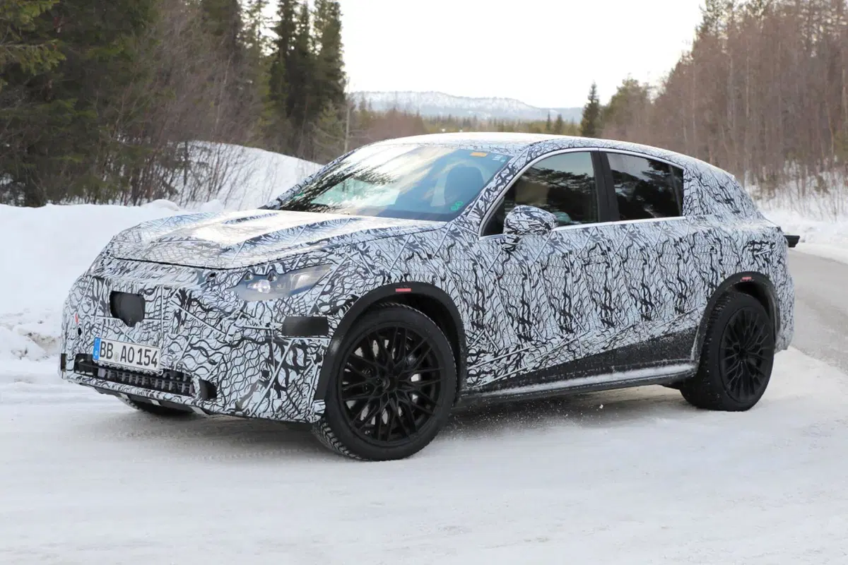 Mercedes AMG GLC, nel 2026 ci sarà l’elettrica AMG EQC [Foto Spia] (3)