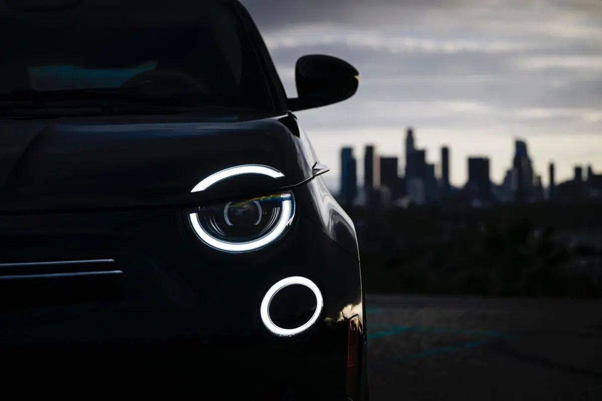 Fiat 500e: due versioni speciali. Una ha Andrea Bocelli 'dentro' (11)