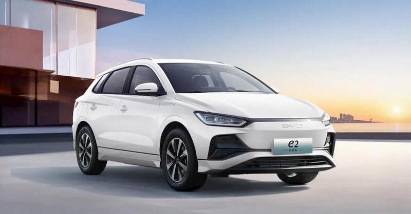 BYD e2: la nuova elettrica costa meno di una Panda (e anche di un Pandino)