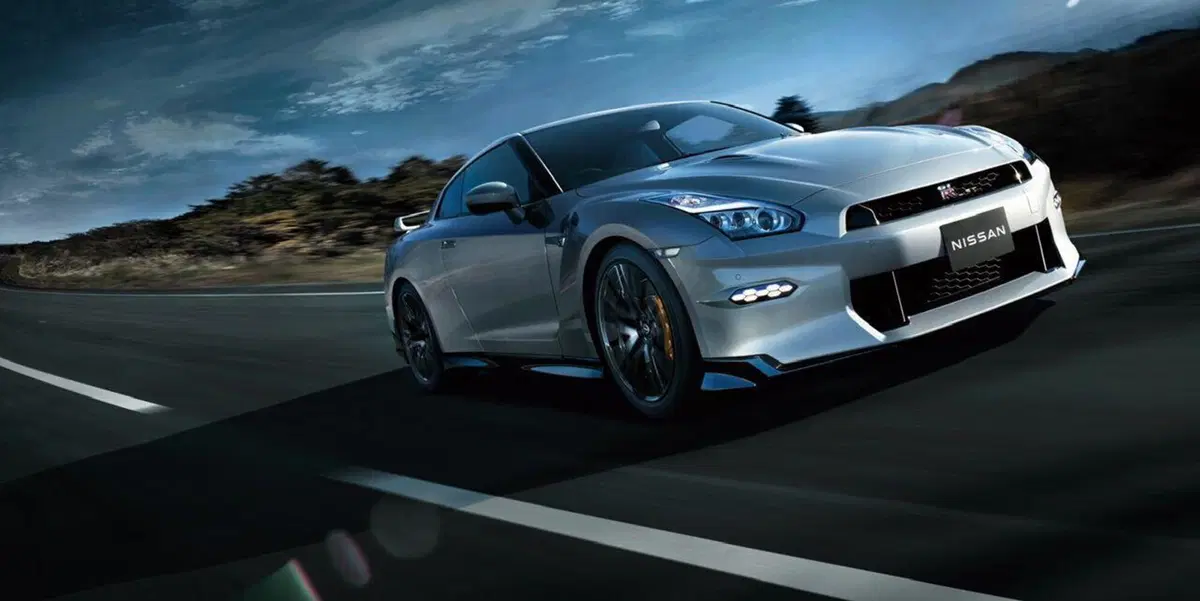 Nissan GT-R 2025: finisce un'era per la mitica sportiva "pesante"
