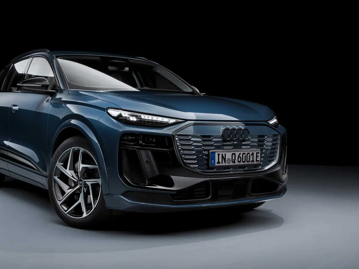 Audi Q6 e-tron: arriva la piattaforma PPE con 100 kW di batteria (2)