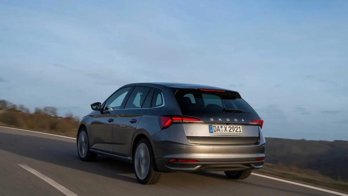 Skoda Scala 1.5 TSI ACT DSG Sport (4)