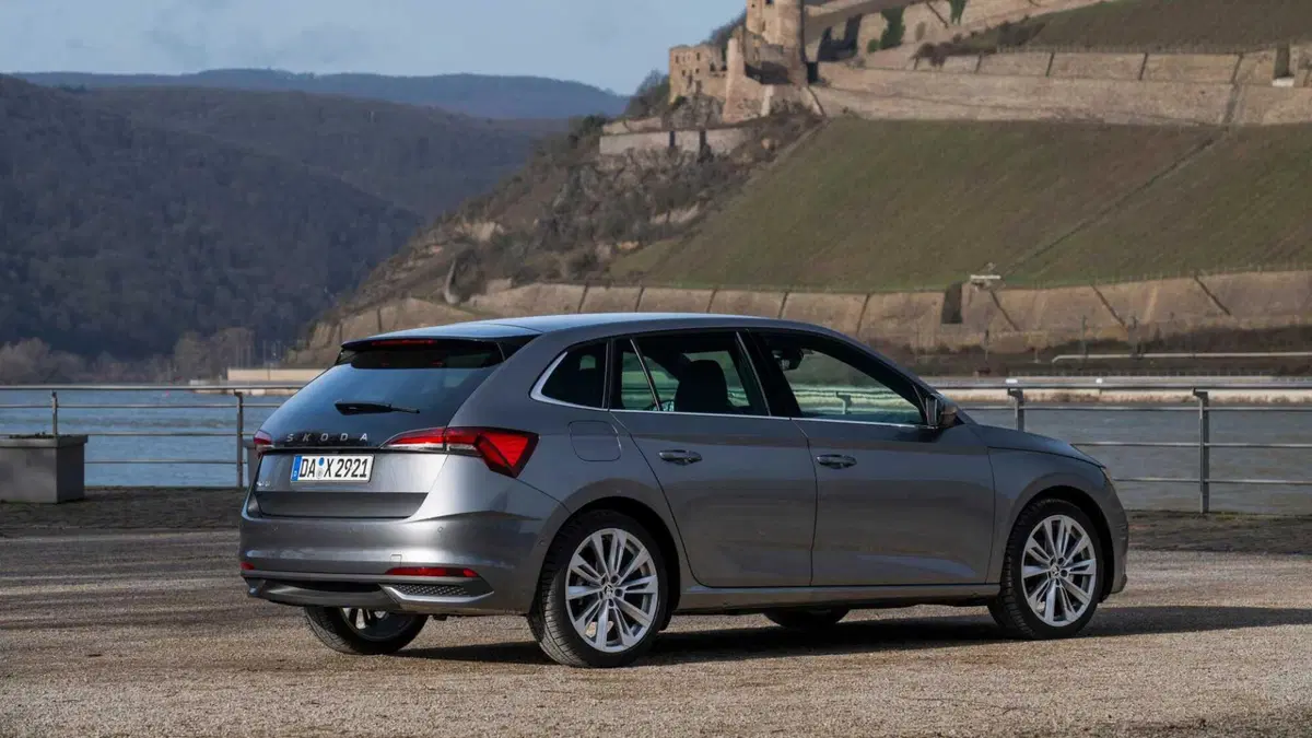 Skoda Scala 1.5 TSI ACT DSG Sport (7)