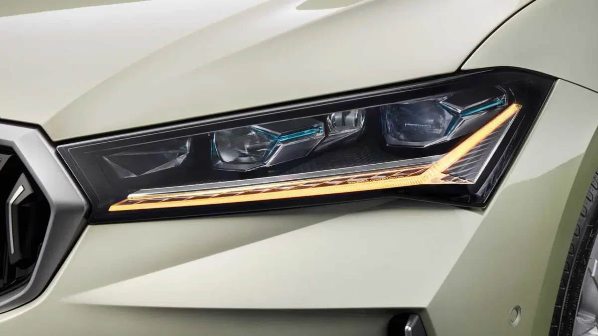 Skoda Superb Station Wagon (2015-24) (16)