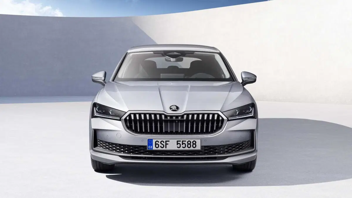 Skoda Superb 2.0 TDI EVO 150 CV SCR DSG SportLine (2)