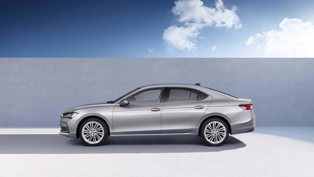 Skoda Superb 2.0 TDI EVO 150 CV SCR DSG SportLine (6)
