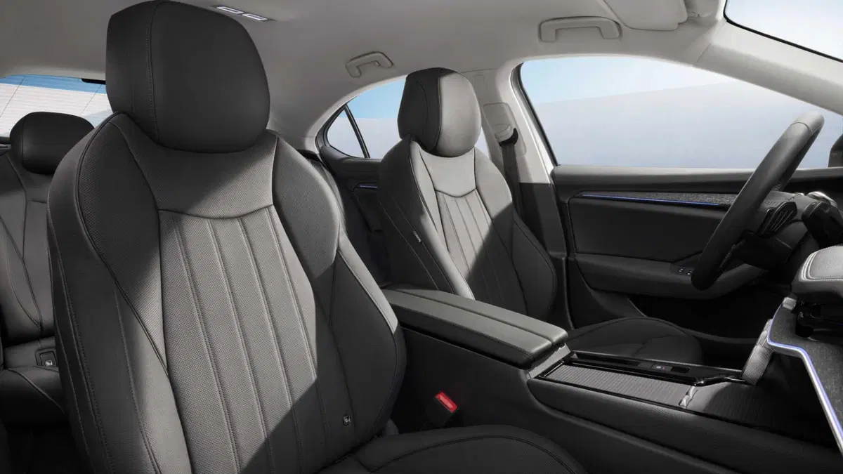 Skoda Superb 2.0 TDI EVO 150 CV SCR DSG SportLine (9)