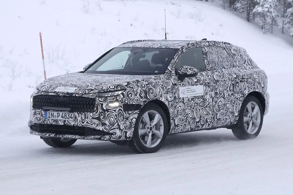Guai in vista per Audi: il prototipo della nuova Q3 si è schiantato (9)