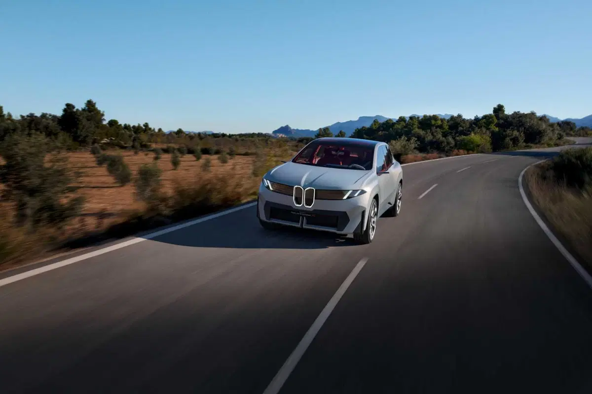 BMW Neue Klasse X: è una Sport Activity che arriva nel 2025 (19)