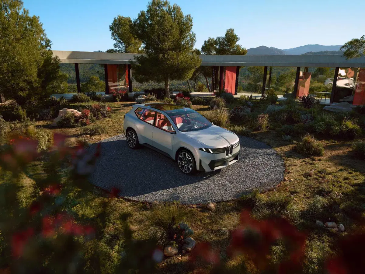 BMW Neue Klasse X: è una Sport Activity che arriva nel 2025 (20)