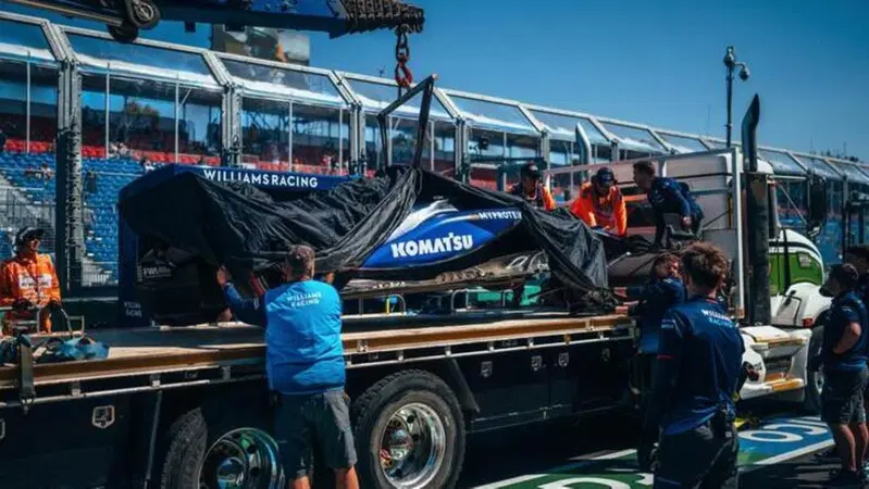 F1. Il paradosso di Albon: ha distrutto la monoposto, ma senza telai di ricambio guider&agrave; lui l'unica Williams superstite 
