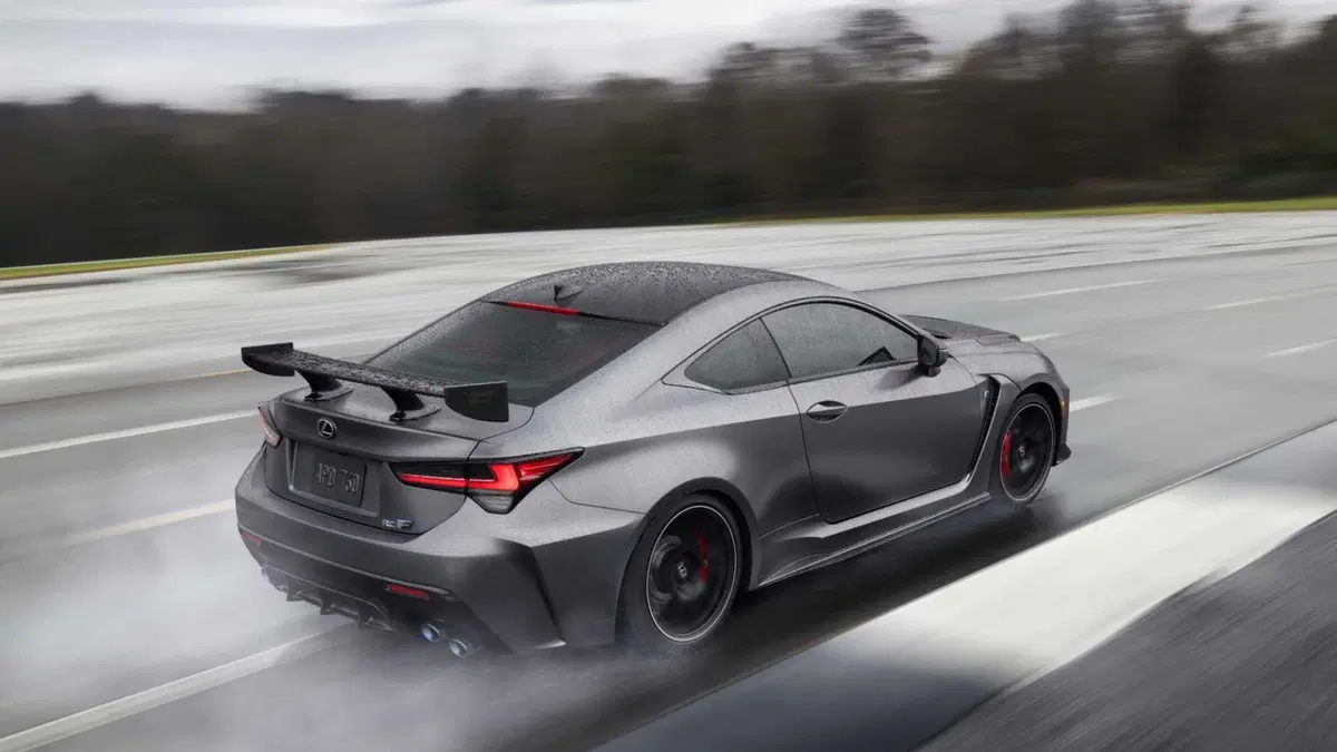 Lexus RC Track Edition (3)