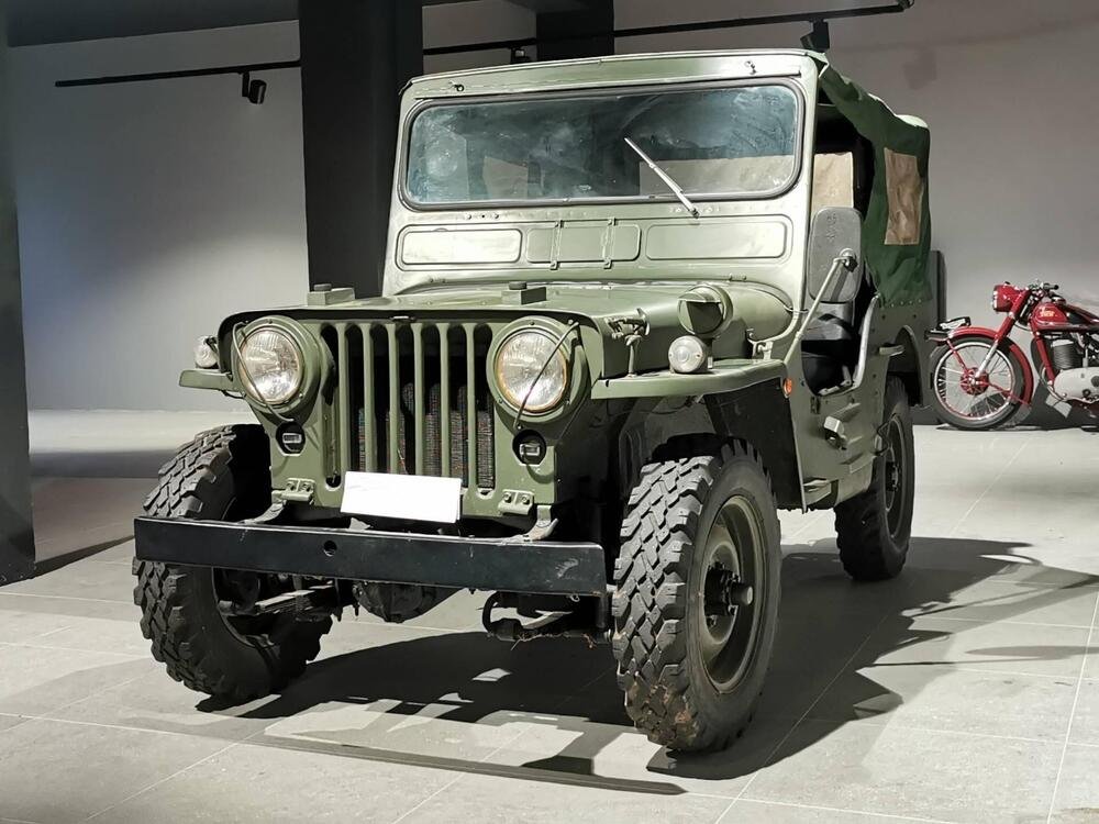 Ford Jeep Willys 2.2 d'epoca del 1963 a Milano (2)