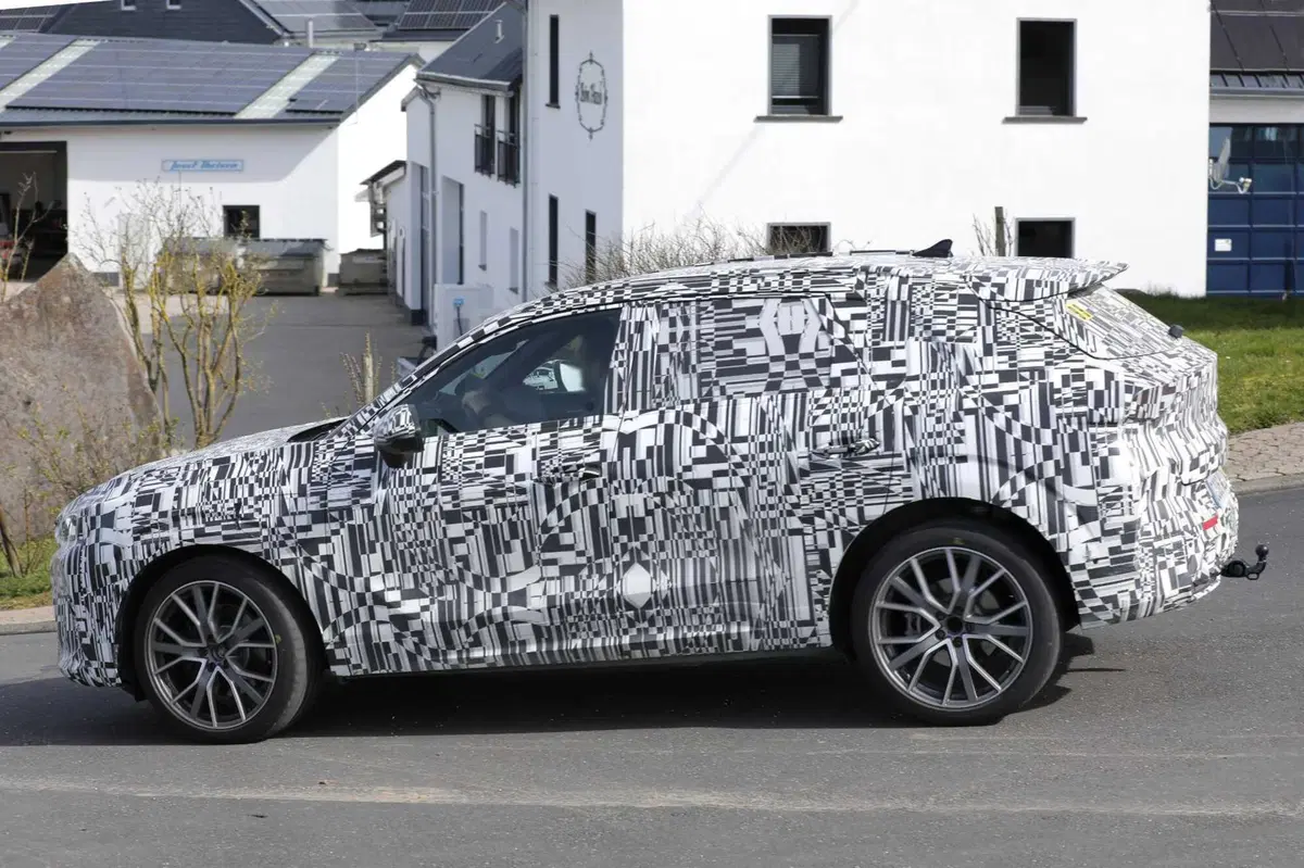 Cupra Terramar, il debutto è vicino [Foto Spia] (8)