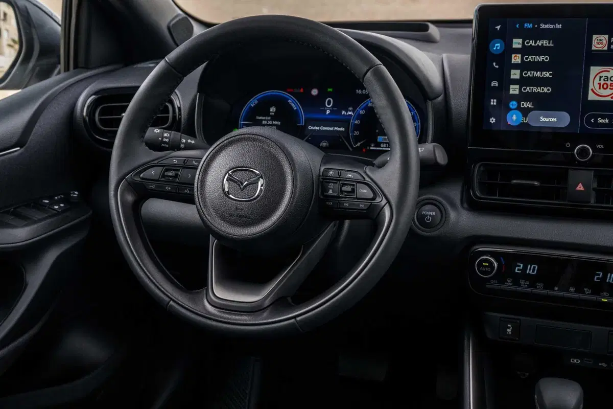 Mazda 2 Hybrid: la più piccola delle full hybrid si rinnova [VIDEO] (18)