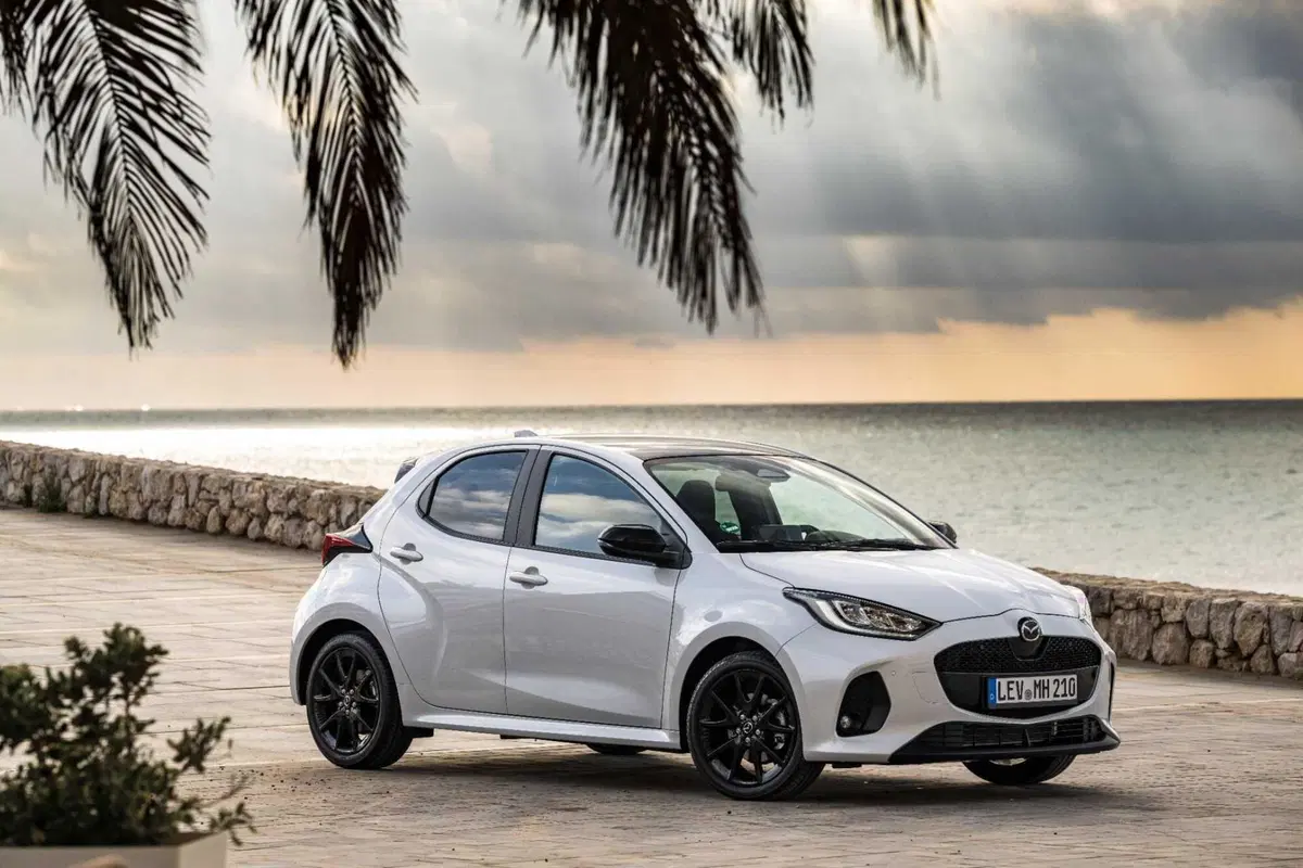 Mazda 2 Hybrid: la più piccola delle full hybrid si rinnova [VIDEO] (22)