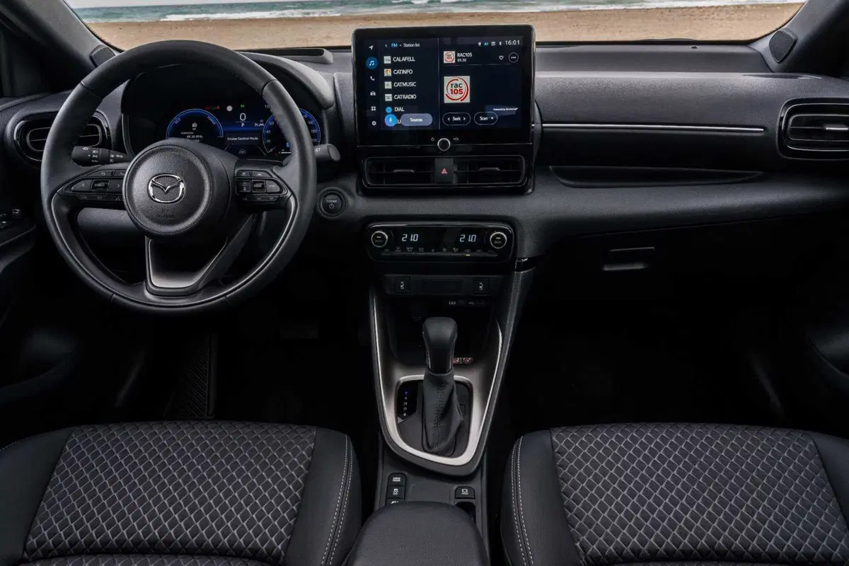 Mazda 2 Hybrid: la più piccola delle full hybrid si rinnova [VIDEO] (17)