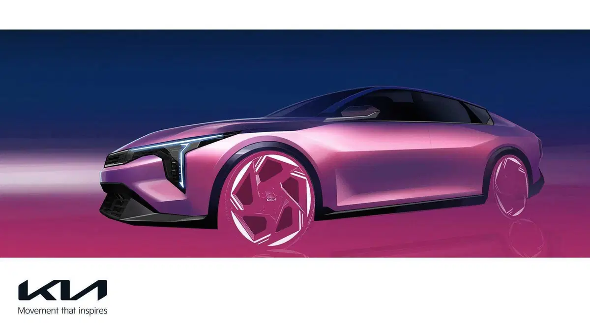 Kia K4 le immagini definitive dentro e fuori, la fastback è pronta (8)