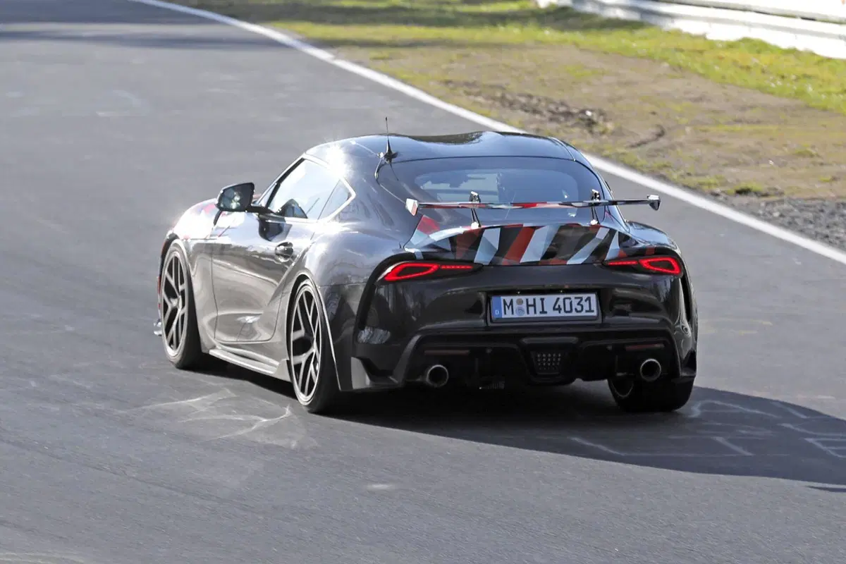 Toyota Supra GRMN, avrà più di 450 Cv [Foto Spia] (2)