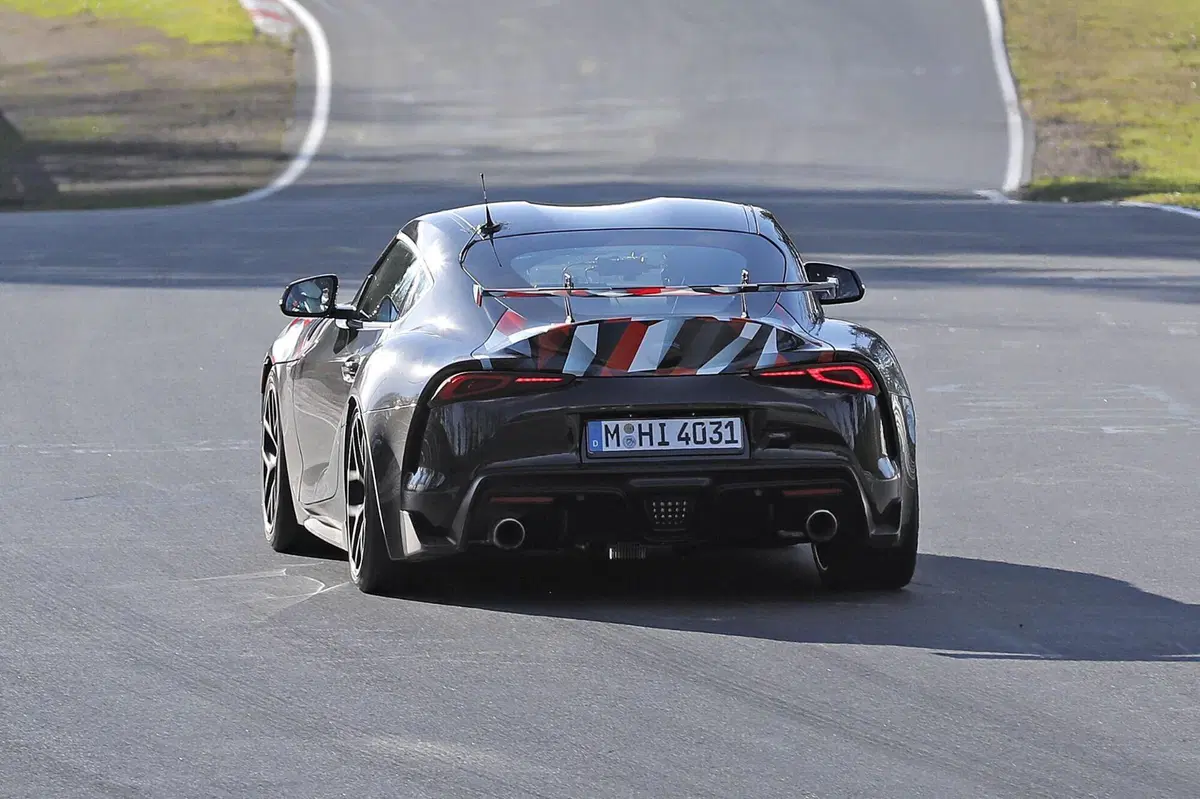 Toyota Supra GRMN, avrà più di 450 Cv [Foto Spia] (9)