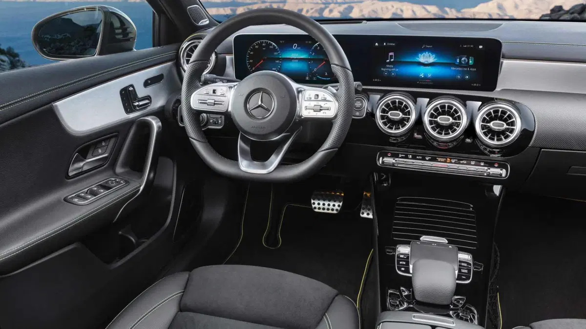 Mercedes-Benz Classe A 180 d Advanced auto (24)