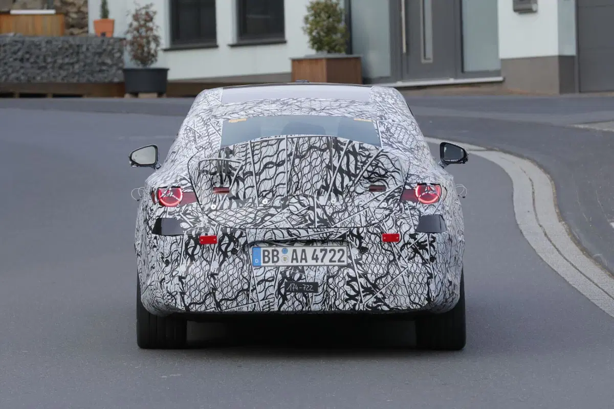 Mercedes AMG CLA, la nuova elettrica ad alte prestazioni [Foto Spia] (10)