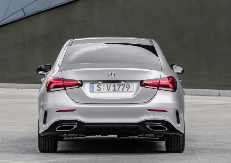 Mercedes-Benz Classe A Sedan (6)