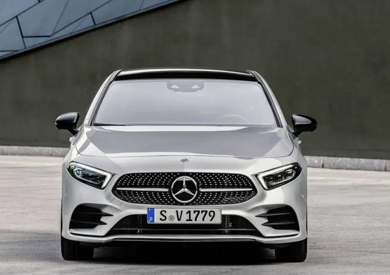Mercedes-Benz Classe A Sedan (5)