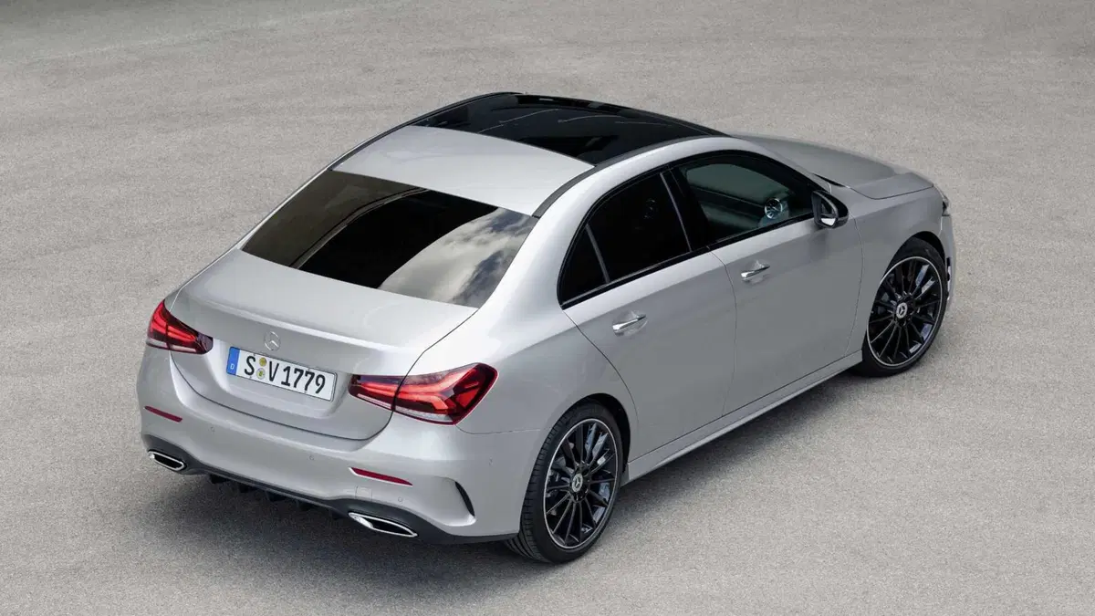 Mercedes-Benz Classe A Sedan 200 d 4p. Executive (7)