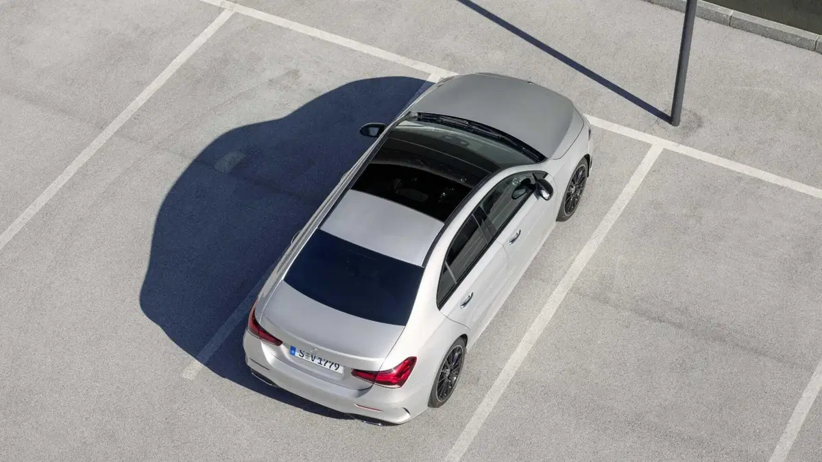 Mercedes-Benz Classe A Sedan 200 d 4p. Executive (9)