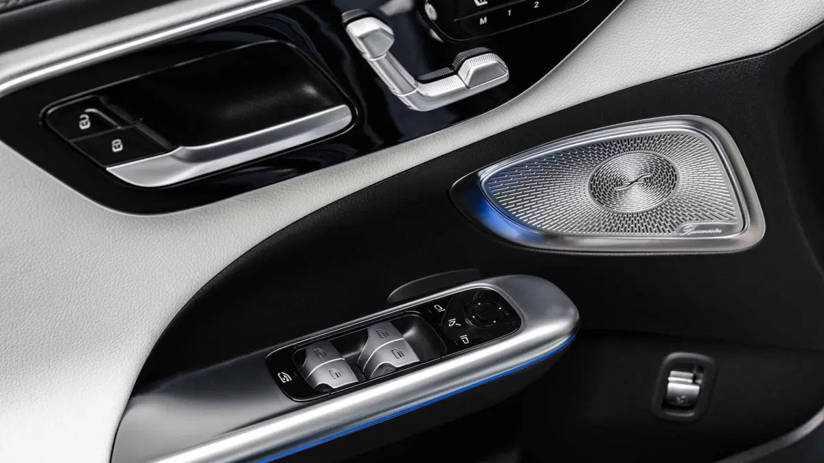Mercedes-Benz Classe C Station Wagon 300 de phev AMG Line Advanced Plus auto (19)