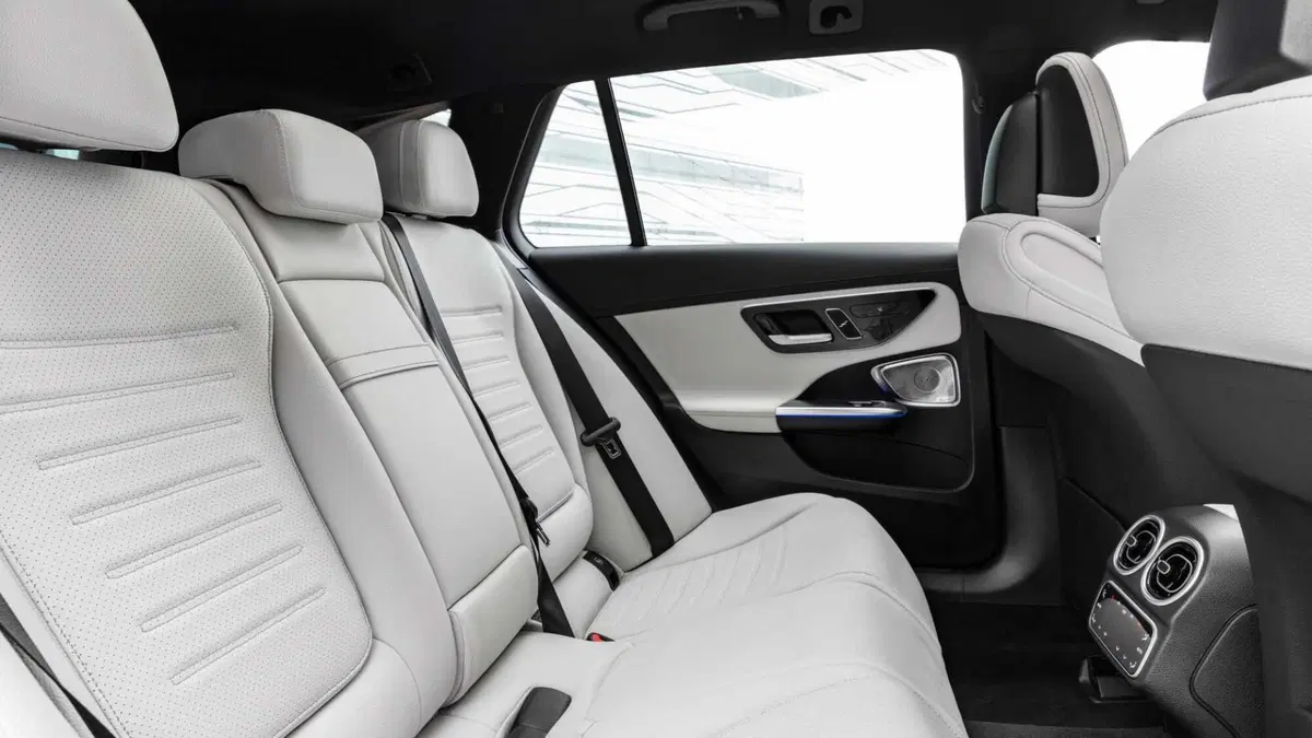 Mercedes-Benz Classe C Station Wagon 300 de phev AMG Line Advanced Plus auto (16)